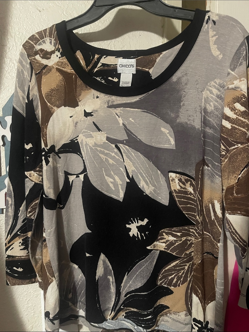 Chico's Black, Brown & Cream Floral Scoop Neck Long Sleeve Top